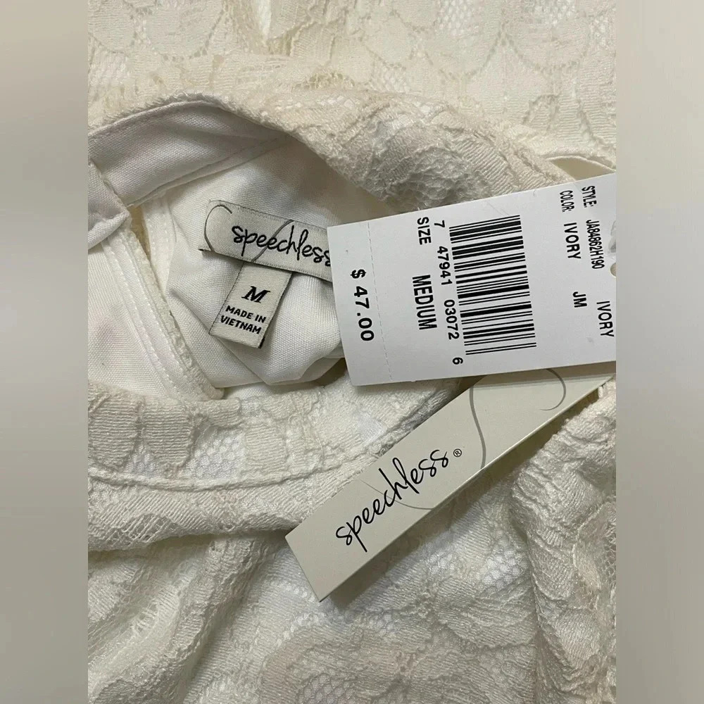 Speechless White Lace Dress Medium NWT - Picture 5 of 6